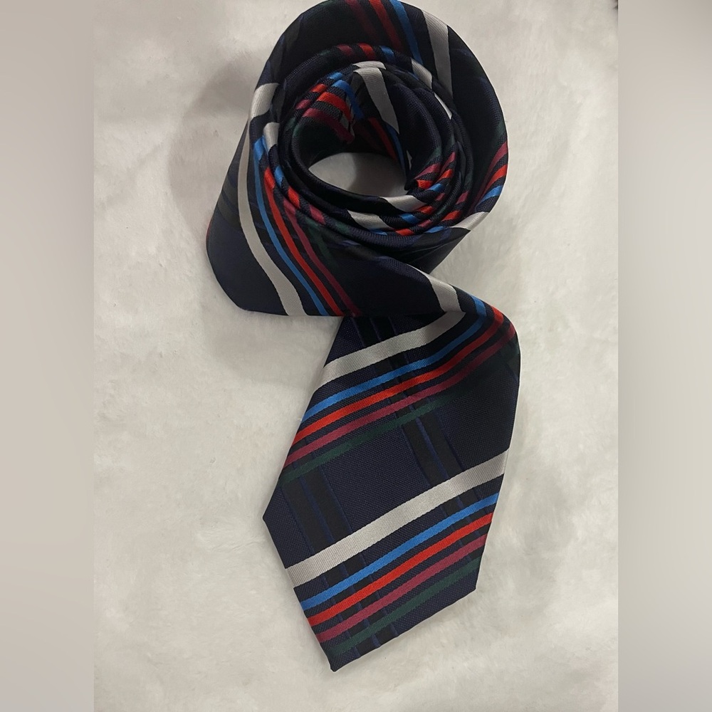 ✨✨Vitarelli Man Tie From Italy ✨✨